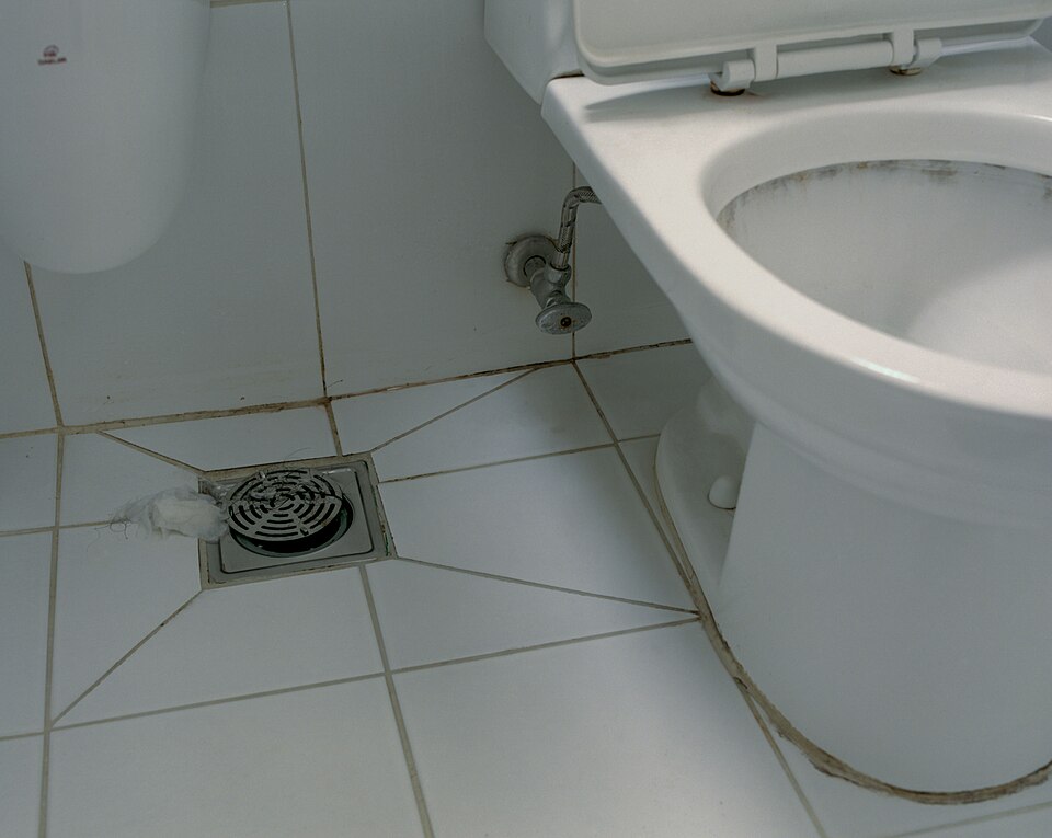Floor drain (FD)